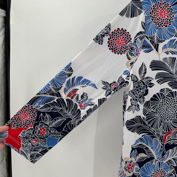 Chico's White Floral 3/4 Sleeve Marigold Cutouts Split-Neck Tunic Top Size Small - Picture 6 of 14